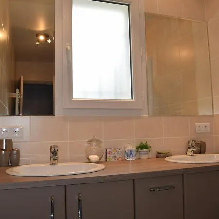 Maison L'epine, 3 Pieces, 5 Personnes - Fr-1-224b-40 *